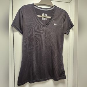 Nike Dri-Fit V Neck Tee Sz M